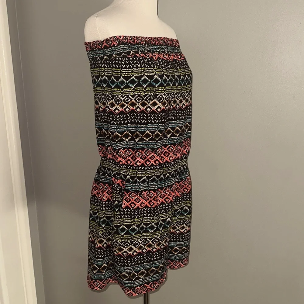 Speed Control Strapless Romper - Picture 2 of 3